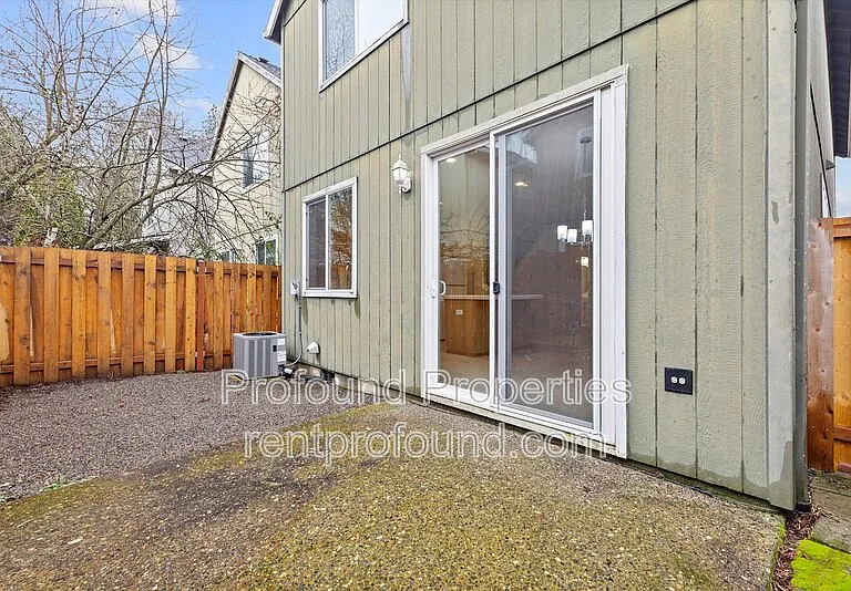 17634 SW September Ln — Photo 34