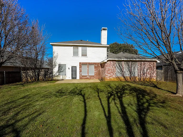 1630 Redwood Dr — Photo 16
