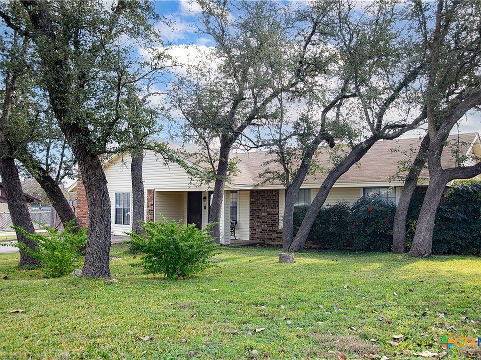 1st image of 153 Woodland Trl