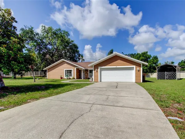 107 Garland Cir, Palm Harbor, FL 34683