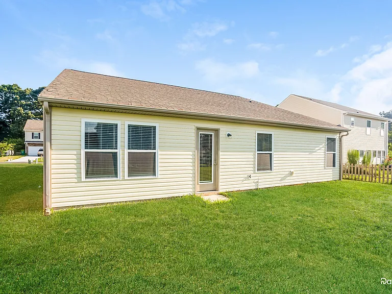 214 Smokehouse Ln — Photo 13