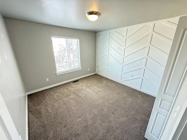2946 NW 8th Ave — Photo 11