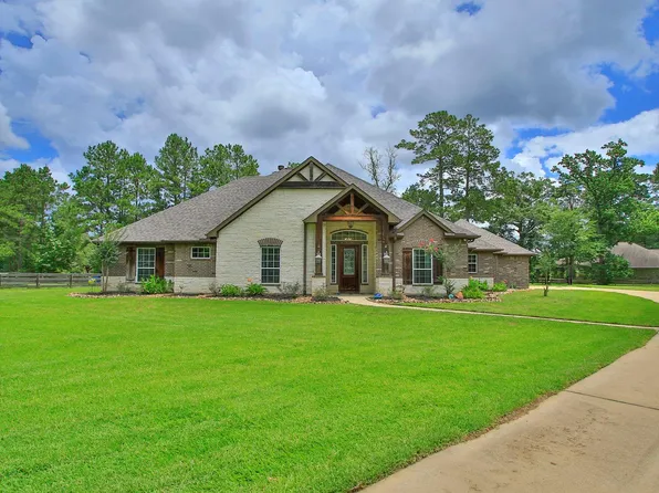 28054 Chuckwagon Trail, Magnolia, TX 77355