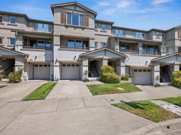 2597 Edgewater Drive, Santa Rosa, CA 95407