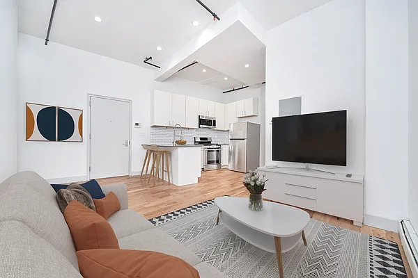 Rented by Living New York | media 13