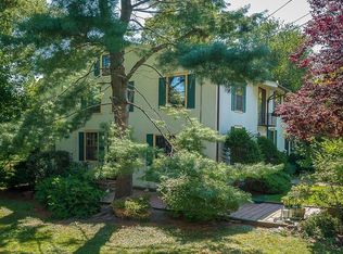 5 Stacey Ct #1, Marblehead, MA 01945