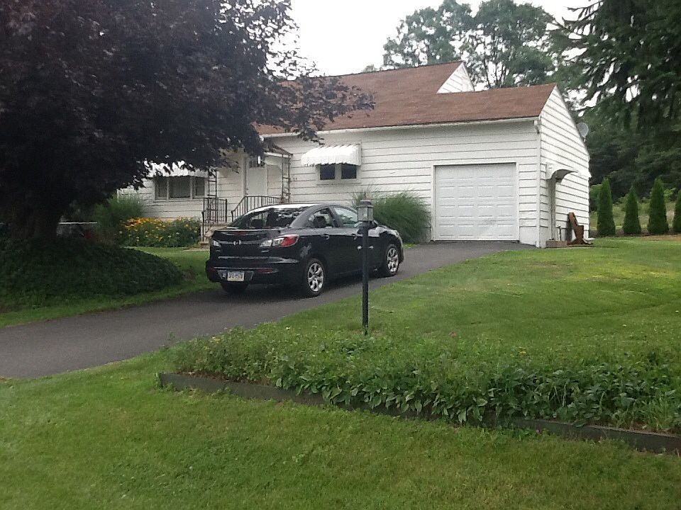 2nd image of 166 Colonial Ave