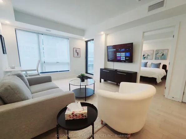 340 Queen St #1009, Ottawa, ON K1R 0G1