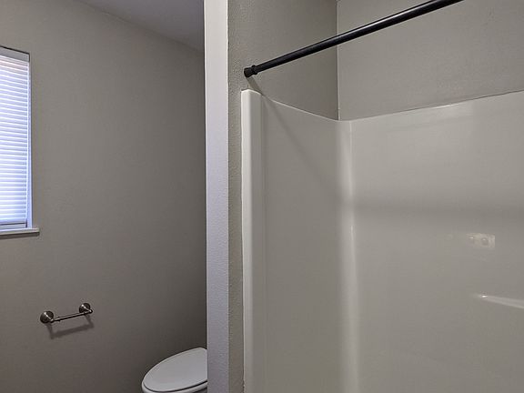 2nd image of 1521 E Mallon Ave