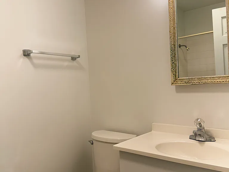 344 Hanover Arms Ct #C — Photo 19