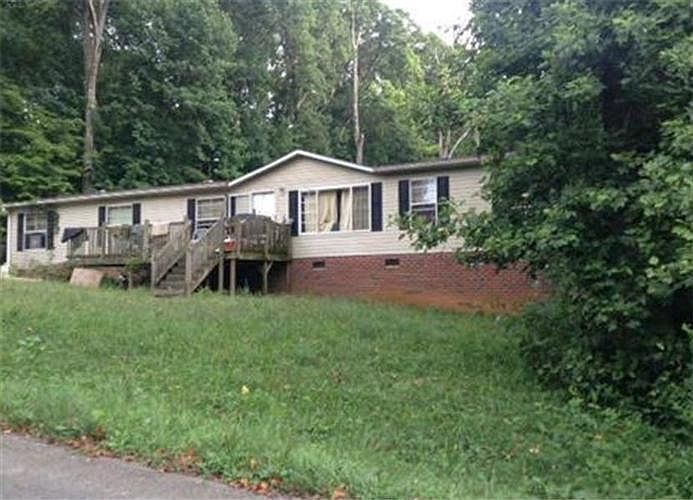 2nd image of 3250 Creason Cir