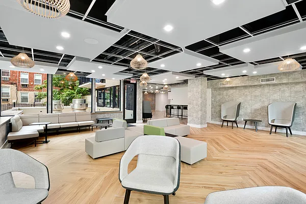 Rented by Safdie Realty Group | media 13