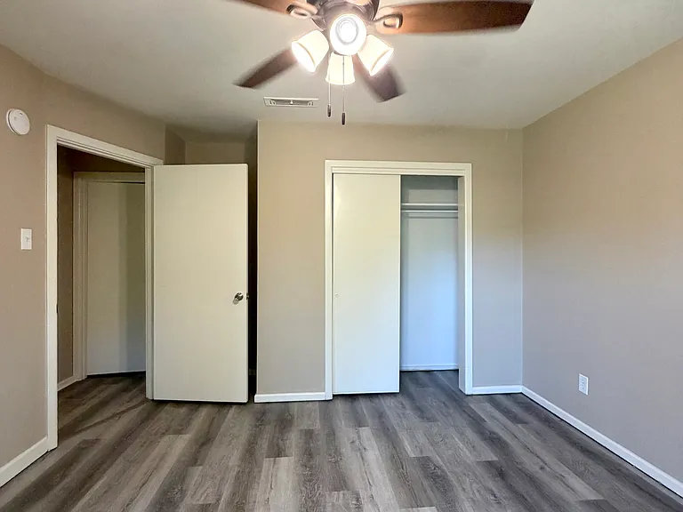 115 Crestwood Dr — Photo 15