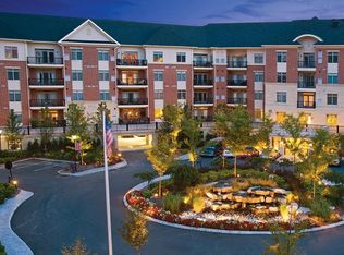 206 Carson Ter #206, Huntingdon Valley, PA 19006