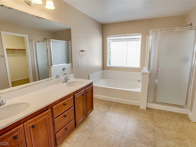11741 Marina Grande Ct — Photo 36