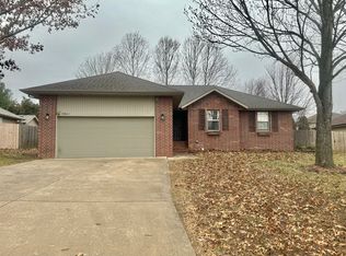 3601 N 29th St, Ozark, MO 65721