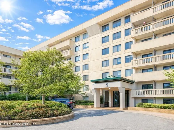 5 Windham Loop APT 6E, Staten Island, NY 10314
