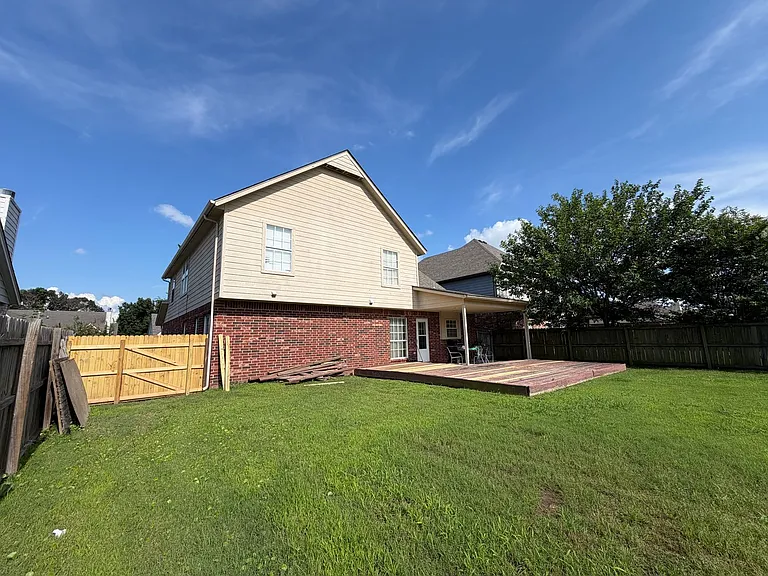 1508 N Yellowood Ave — Photo 6
