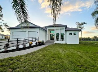 687 SW 23rd St, Other City In The State Of Florida, FL 34117