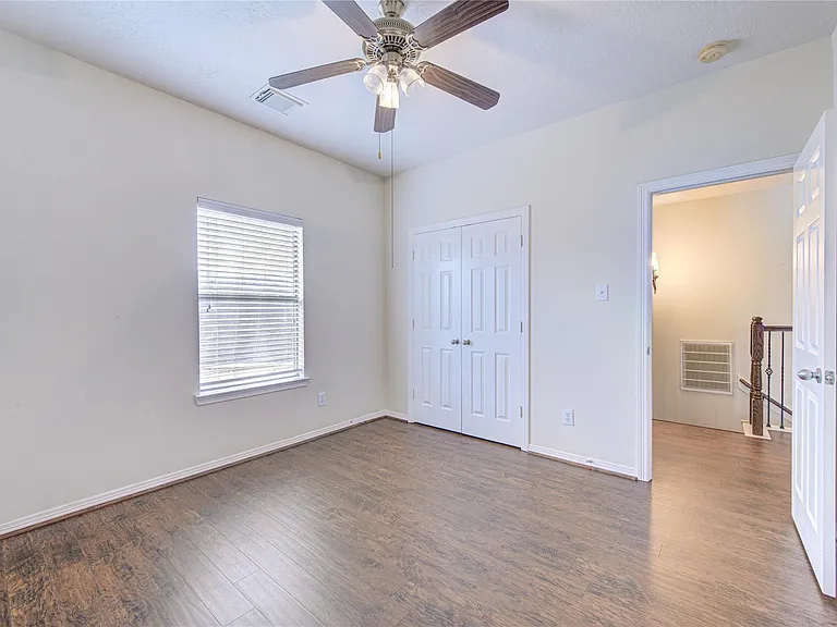 5007 Jade Cove Ct — Photo 29