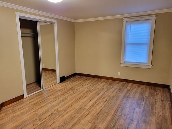 5th image of 34 N Marion St