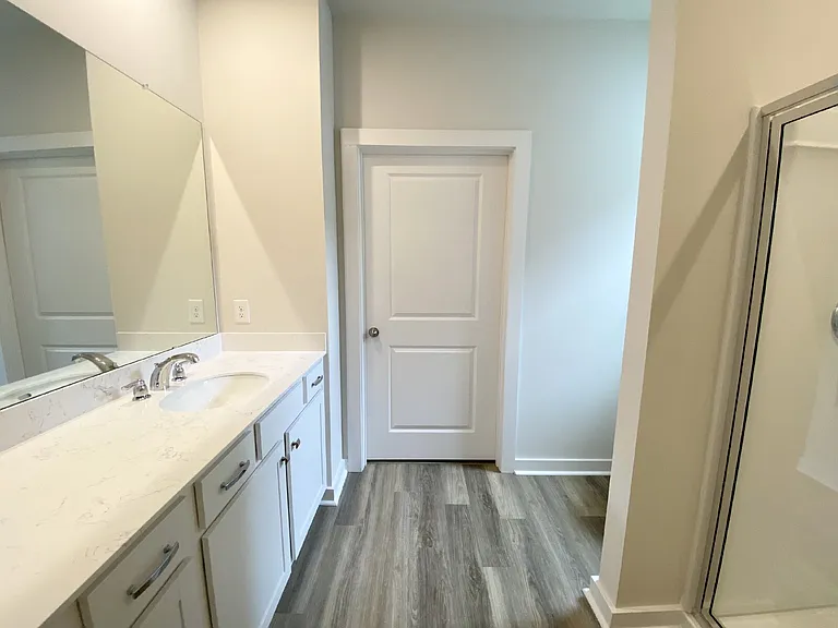 55 Lockwood Dr — Photo 13