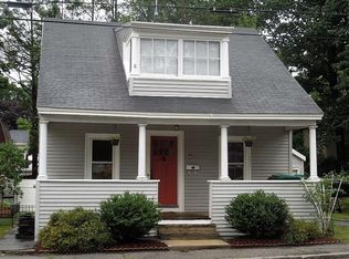 64 Foster St, Lowell, MA 01851