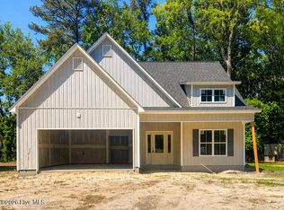 602 Club Pines Dr, Greenville, NC 27834
