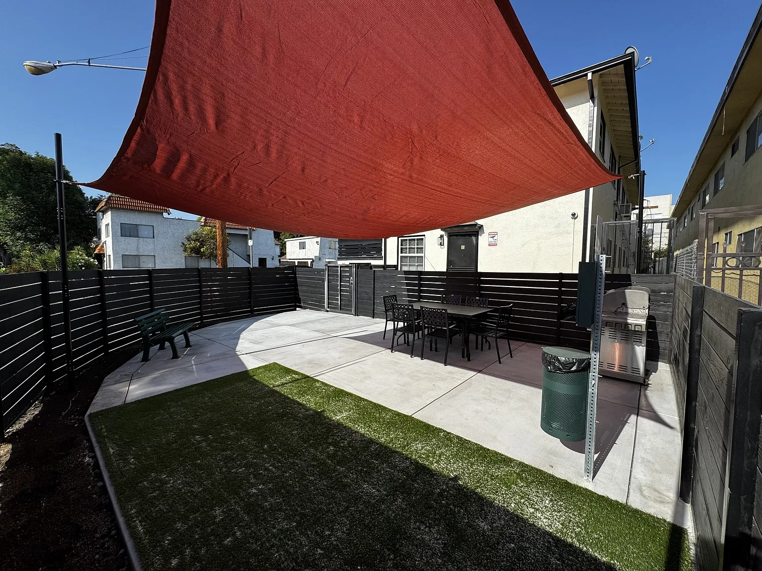 13804 Moorpark Street — Photo 4