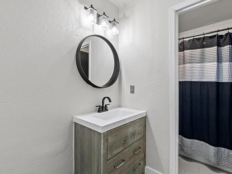 909 Reinli St #101 — Photo 22