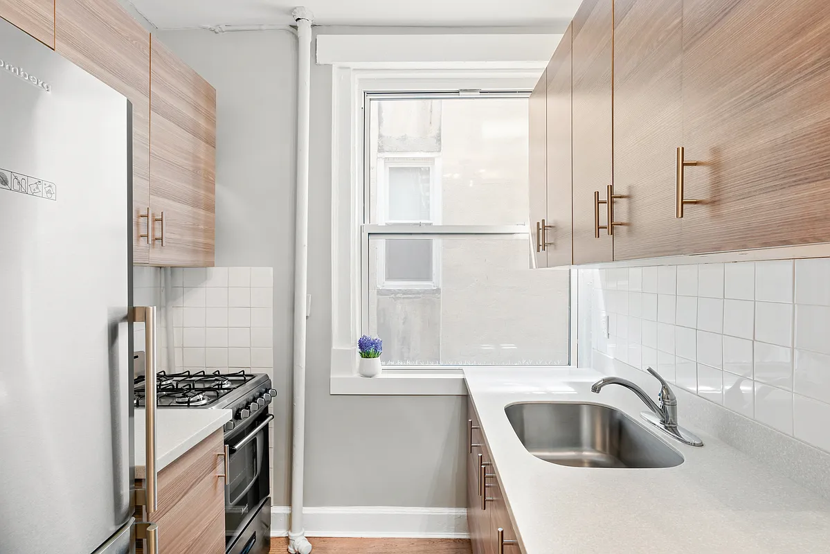 149 Sullivan Street in Soho : Sales, Rentals, Floorplans