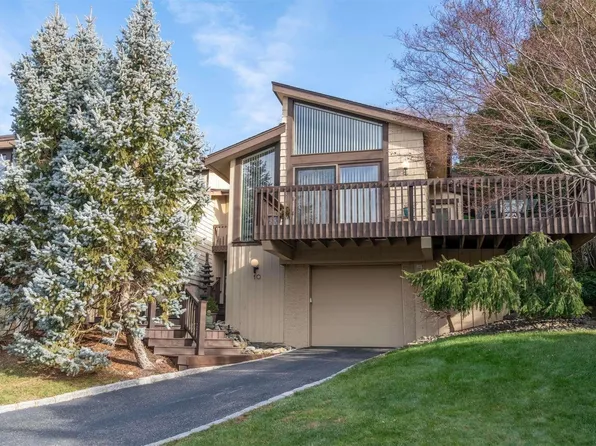 10 Fairwind Court #., Northport, NY 11768