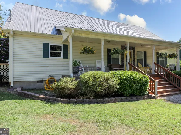 33 Athens St, Carnesville, GA 30521