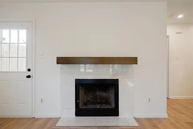 333 Banyan Dr — Photo 5