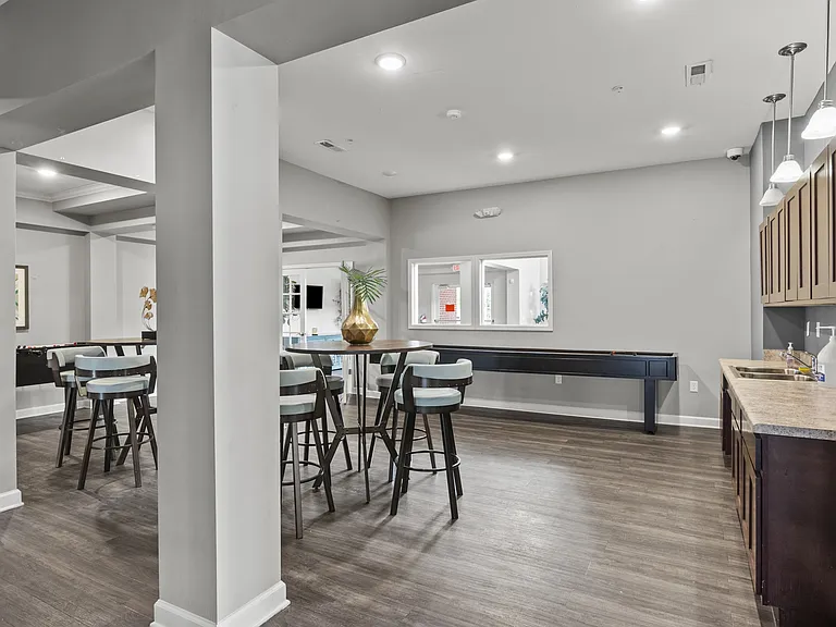 Whispering Creek Apartments — Photo 10