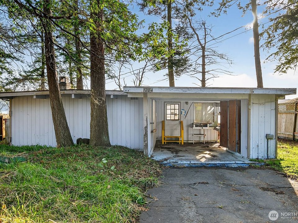 1st image of 1284 Dines Point Rd