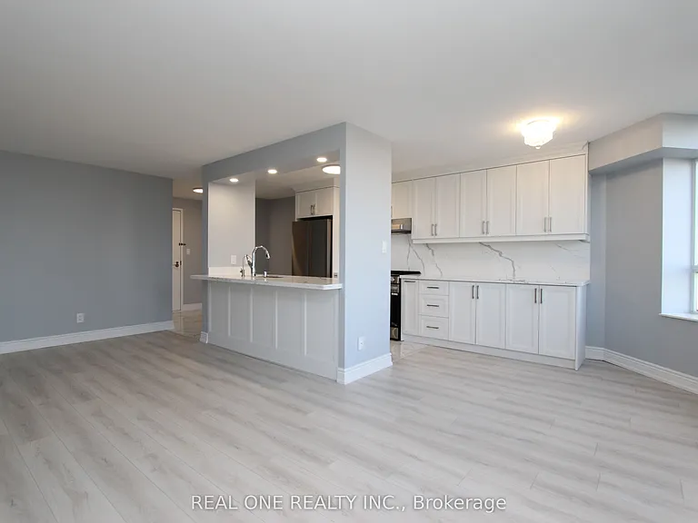 1883 McNicoll Ave #719 — Photo 6