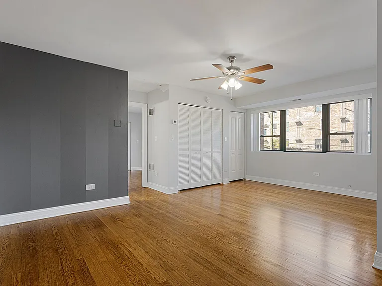 7616 N Marshfield Ave — Photo 27