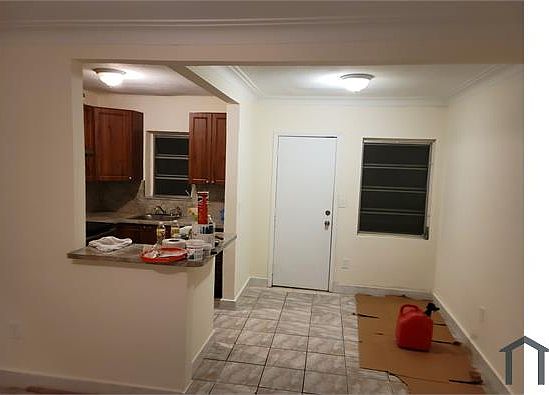 5th image of 352 NE 82nd Ter