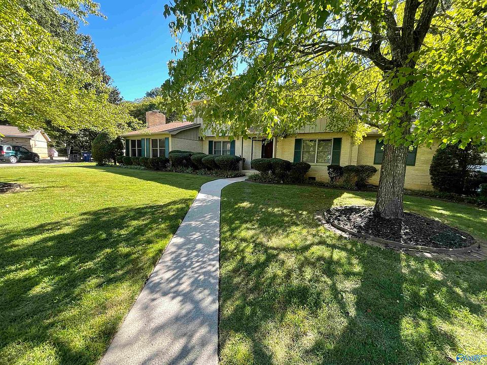 1st image of 2102 Aftonbrae Cir SE