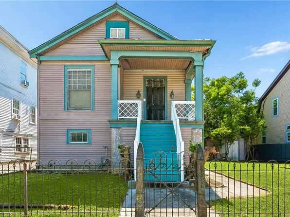 7718 Cohn St, New Orleans, LA 70118