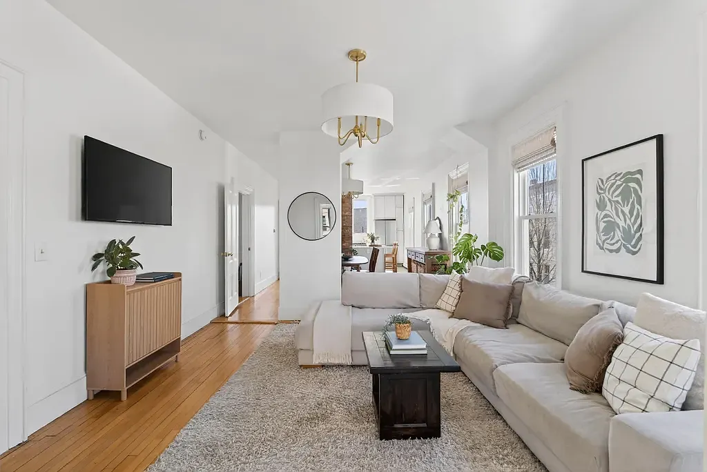 3 bed, 1426 sqft, $6,000 — Photo 4