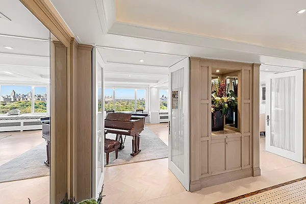 Sold by SERHANT. | media 8