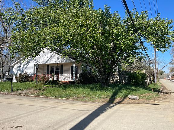 2nd image of 1985 Jordan Ave NW