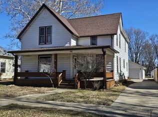 409 4th Ave, Rock Falls, IL 61071