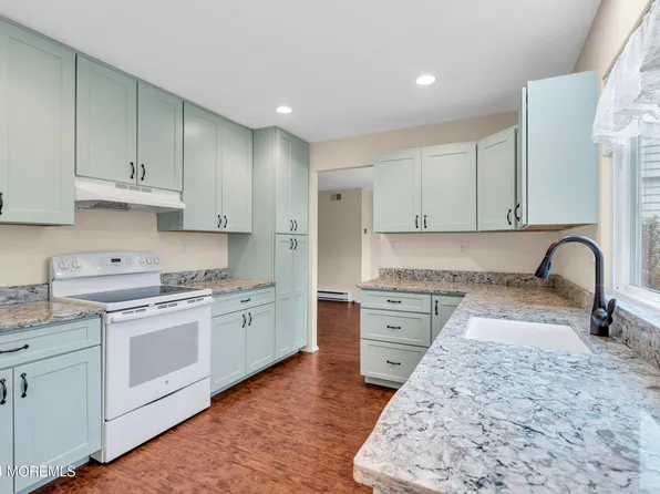 648 Pulham Court #D, Manchester, NJ 08759