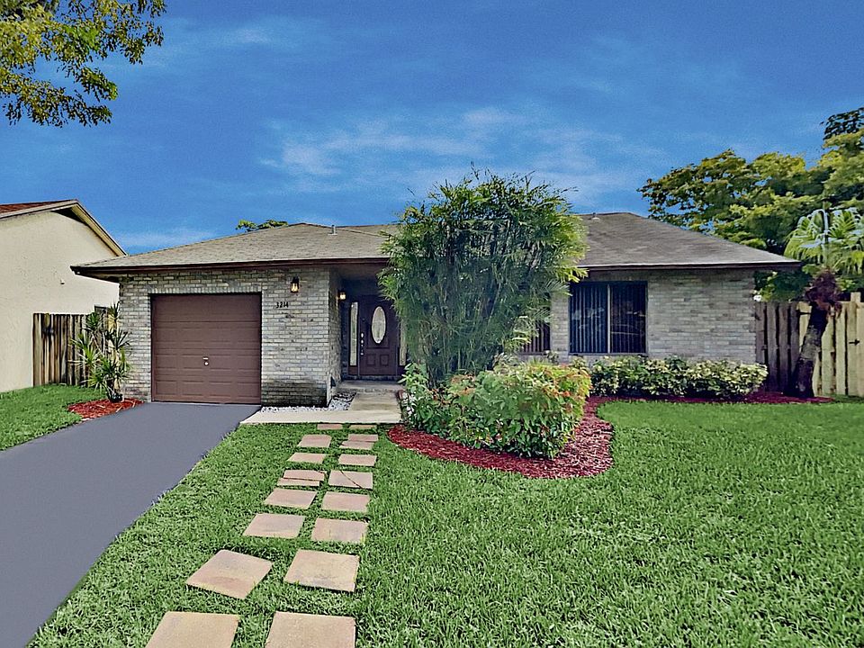 1st image of 3214 NW 104th Ter