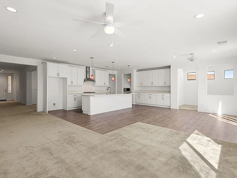 1500 Yucca Ct — Photo 9