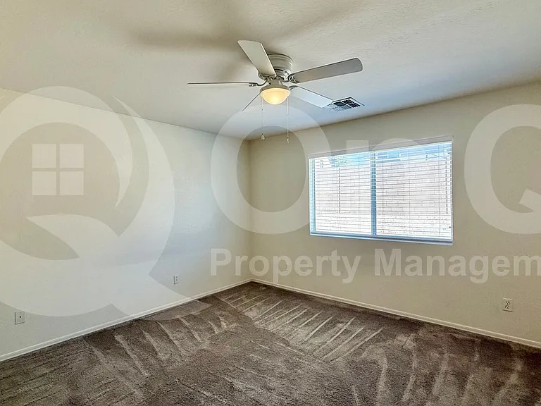 22932 W Morning Glory St — Photo 10