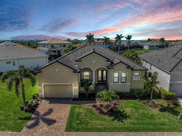 6224 Signature Pointe Ln, Bradenton, FL 34210